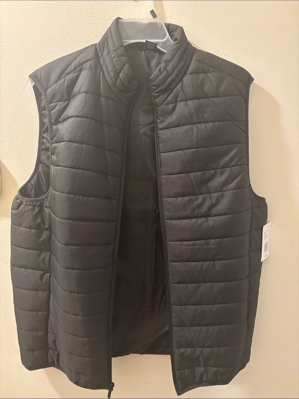 Men's Black Quilted Puffer Vest - Lightweight Layering